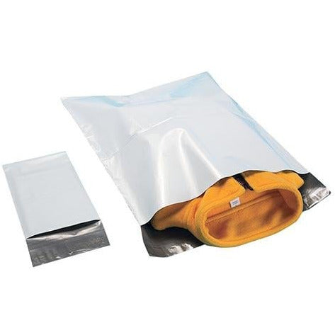 ABC Gusseted White Poly Mailers 33.02 x 40.64 x 10.16 cm. 100 Pack 2.5 Mil Polyethylene White Shipping Bags for Clothing. Self Adhesive Waterproof Plastic Mailing Bags for Clothes. Durable Mailer Bags